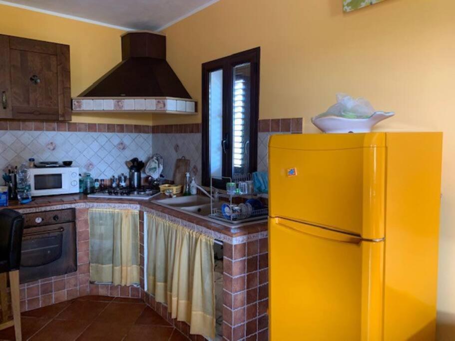 Villa Maveda, Un Dammuso Immerso Nel Verde 兰佩杜萨 外观 照片